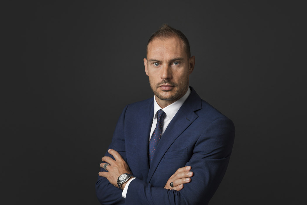 ritratti-business-servizio-fotografico-professionisti-ancona-foto-imprenditori-ritratti-aziendali-laviniamandolini-2711 ritratti-business-servizio-fotografico-professionisti-ancona-foto-imprenditori-ritratti-aziendali-laviniamandolini