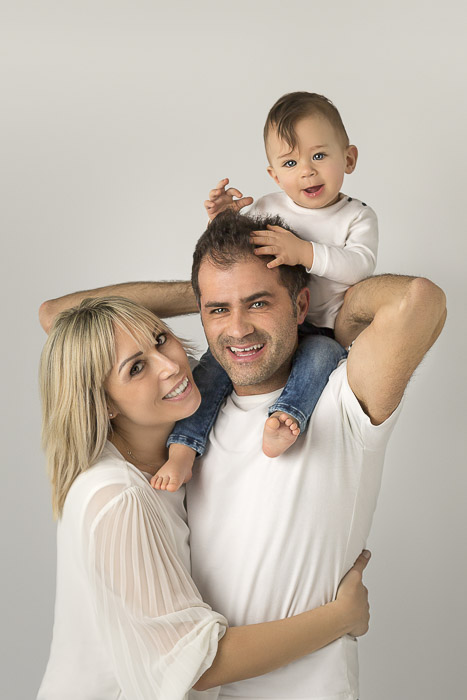 fotografie-bambini-e-famiglie-ancona-marche-foto-bambini-e-famiglia-servizio-fotografico-bambini-studio-fotografico-ancona-Lavinia-Mandolini